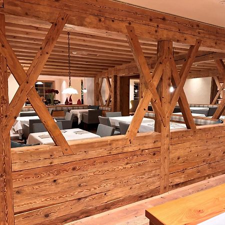 Hotel Gran Fanes コルヴァーラ・イン・バディーア エクステリア 写真