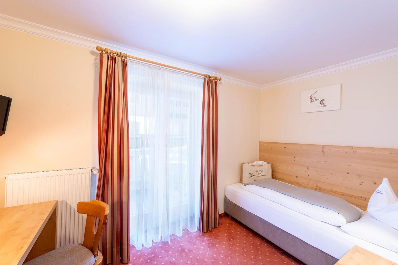 Hotel Gran Fanes コルヴァーラ・イン・バディーア エクステリア 写真